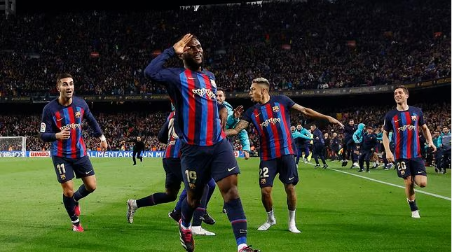  朗斯铁卫乌龙球葬送关键战役  